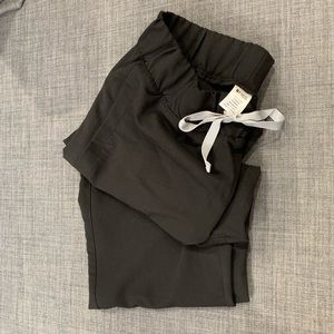 FIGS Men’s size XS Scrub bottoms